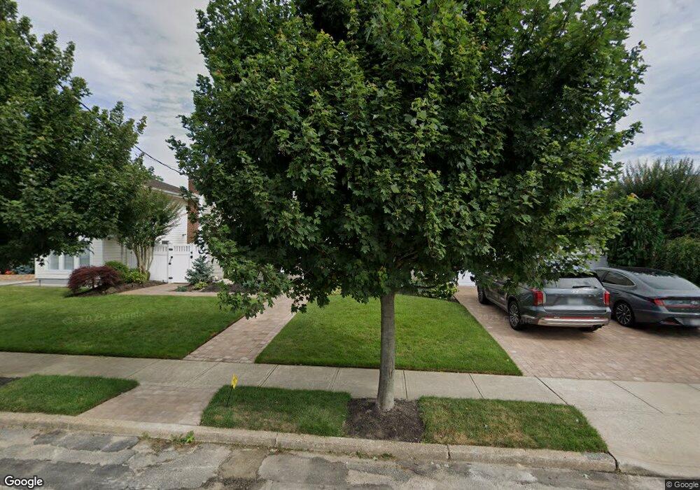 2511 Florin Ct, Bellmore, NY 11710 - photo 1