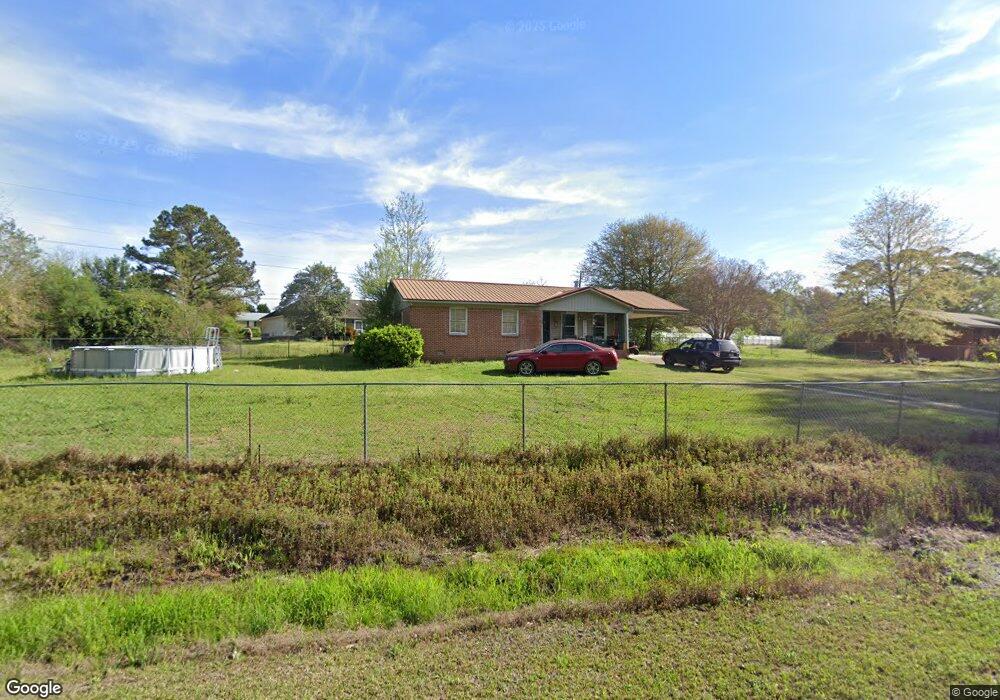 156 Pinoak Cir, Fitzgerald, GA 31750 - photo 1