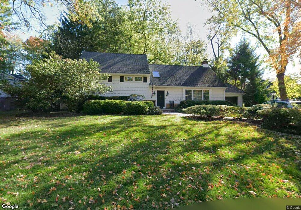 8 Clive Hills Rd, Edison, NJ 08820 - photo 1