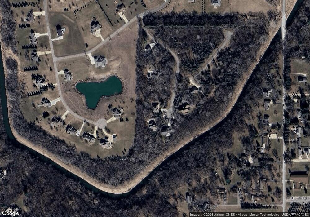 645 33rd St NW, Austin, MN 55912 - photo 1