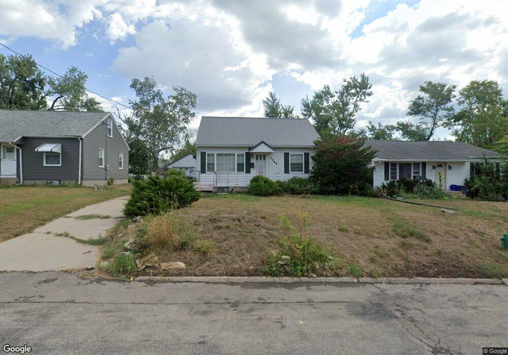 1146 28th St SE, Cedar Rapids, IA 52403 - photo 1