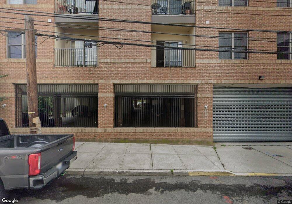 15 Tichenor Ln unit 402, Newark, NJ 07114 - photo 1