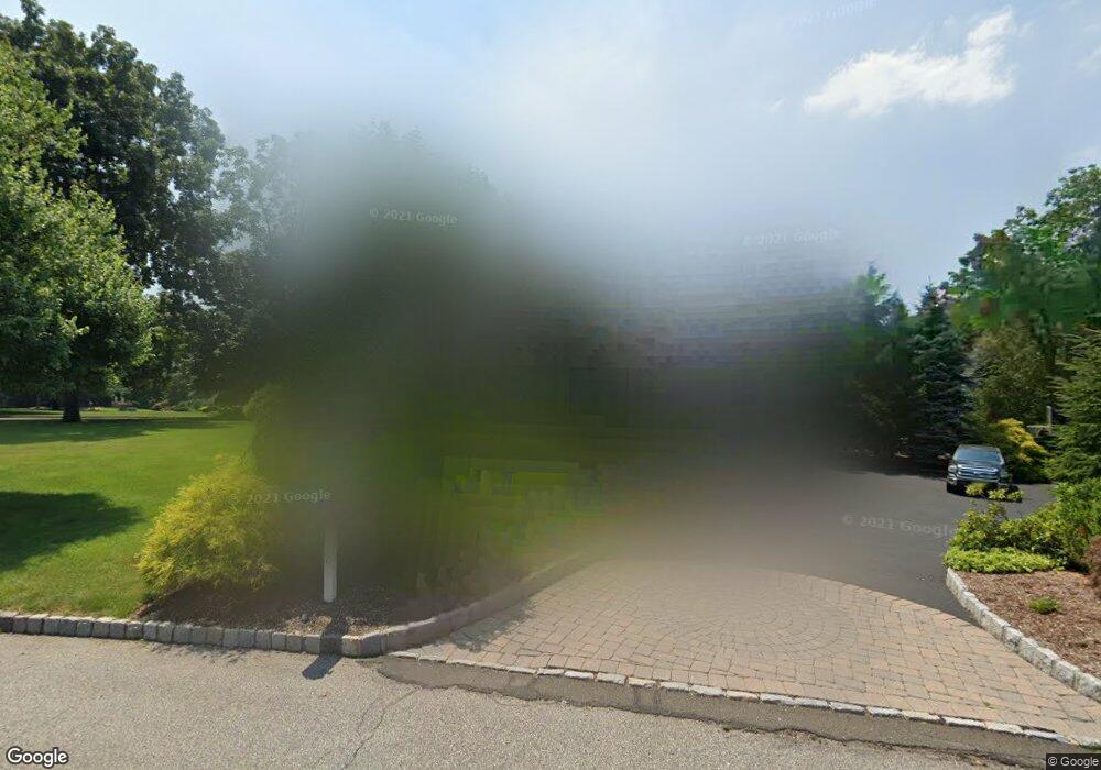 6 Strawberry Ln, Upper Saddle River, NJ 07458 - photo 1