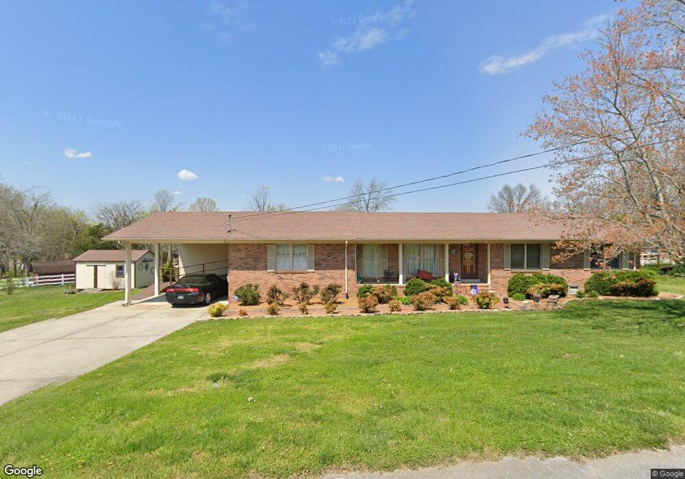 602 S Hillcrest Dr, Shelbyville, TN 37160 - photo 1