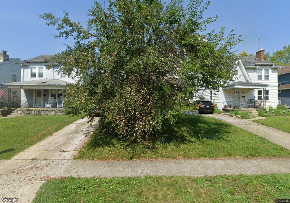 683 Chestershire Rd, Columbus, OH 43204 - photo 1