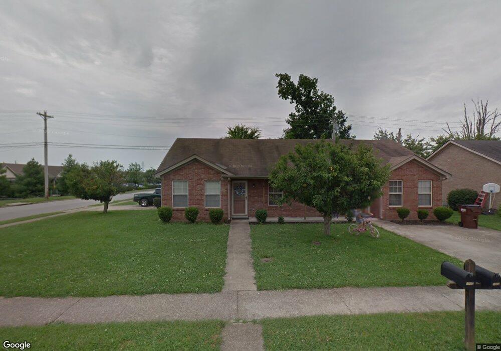 1000 Pinoak Dr unit 1002, Nicholasville, KY 40356 - photo 1