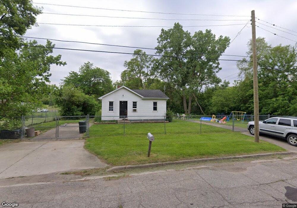 1215 W Princeton Ave, Flint, MI 48505 - photo 1