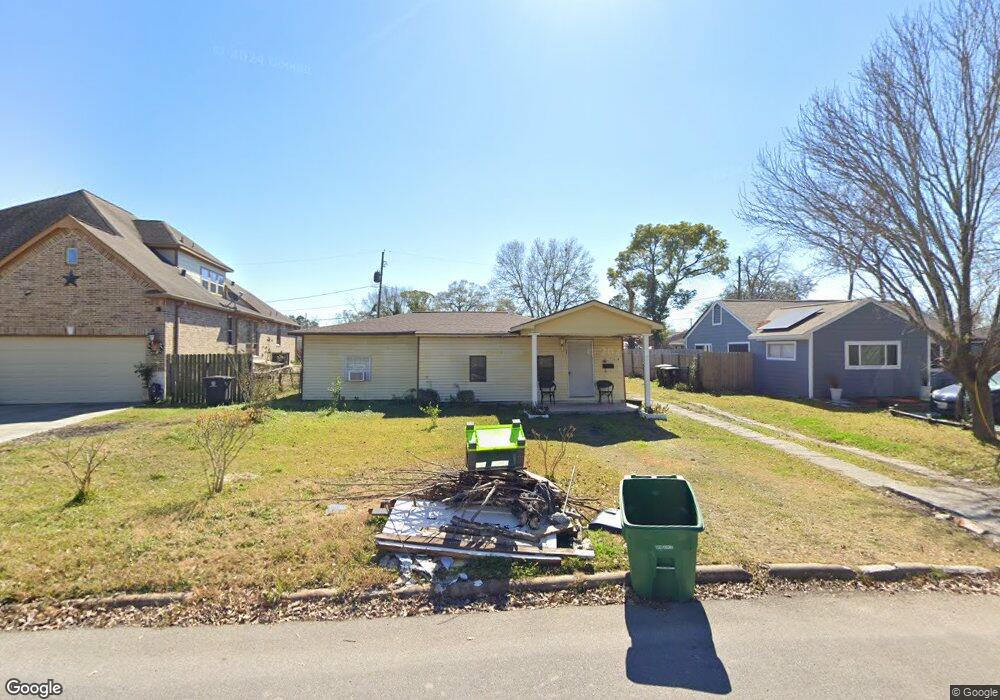 7714 Linda St, Houston, TX 77087 - photo 1