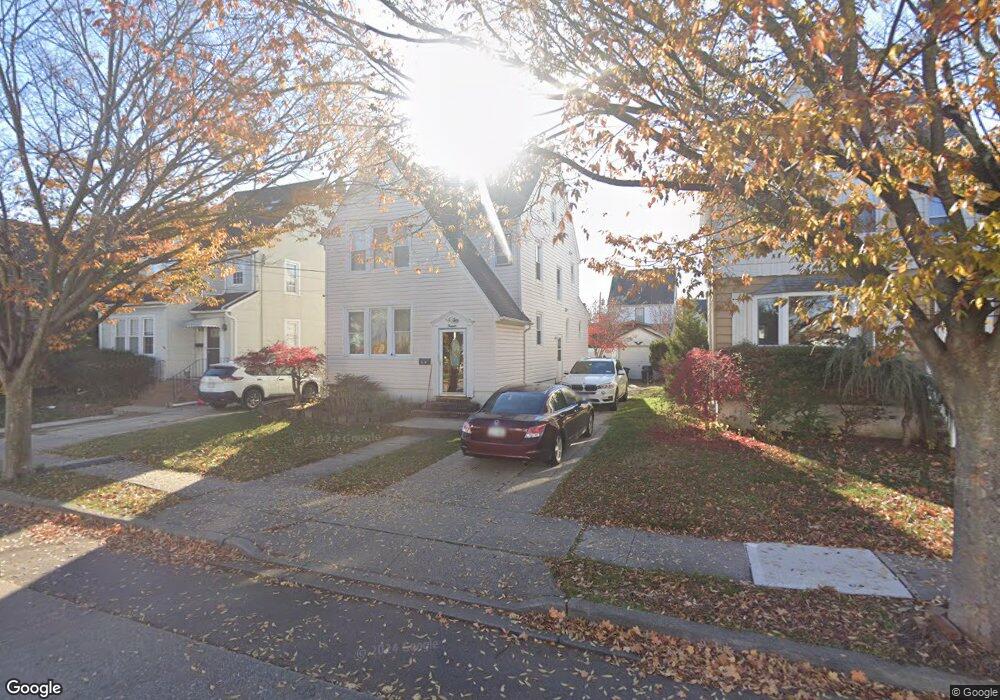 14 Elgin Rd, Valley Stream, NY 11581 - photo 1