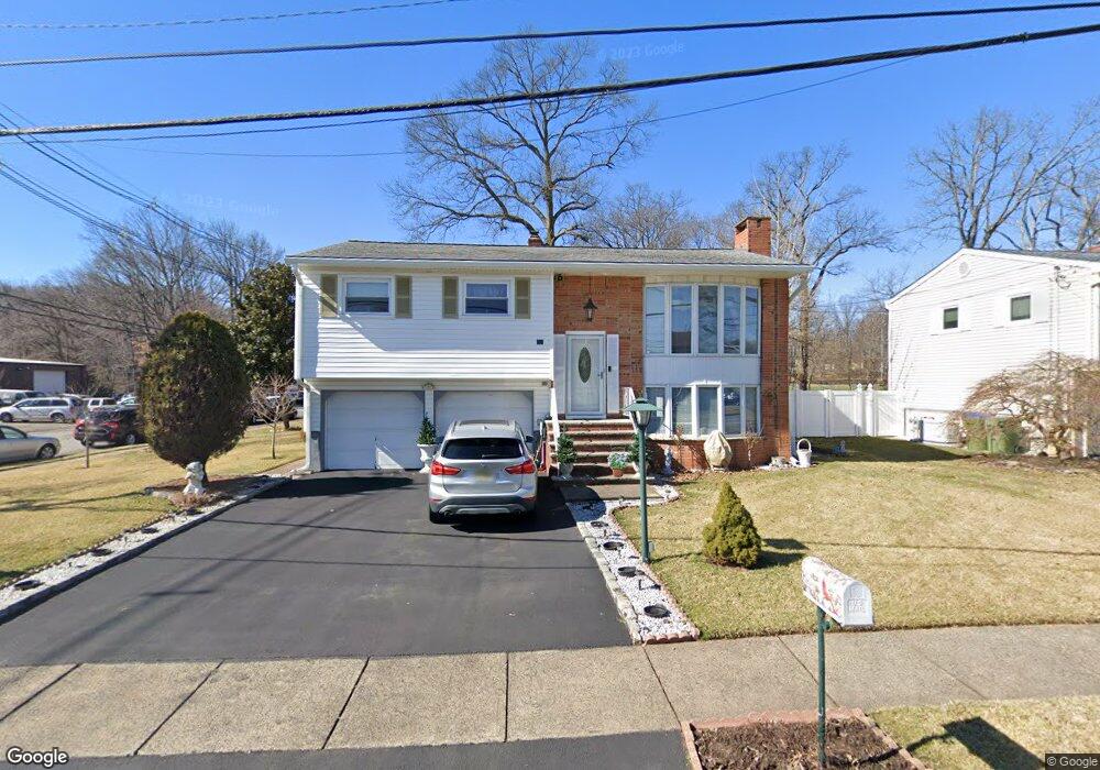 16 Winslow Rd, Edison, NJ 08837 - photo 1