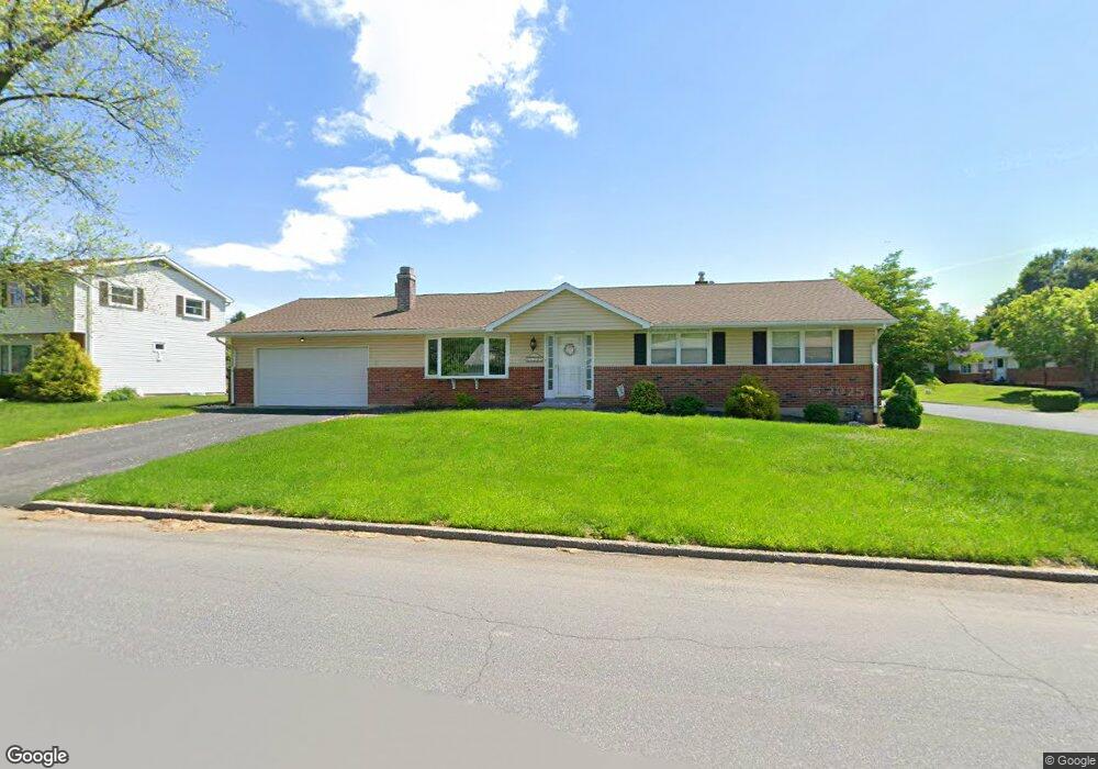 1395 Oak Dr, Macungie, PA 18062 - photo 1