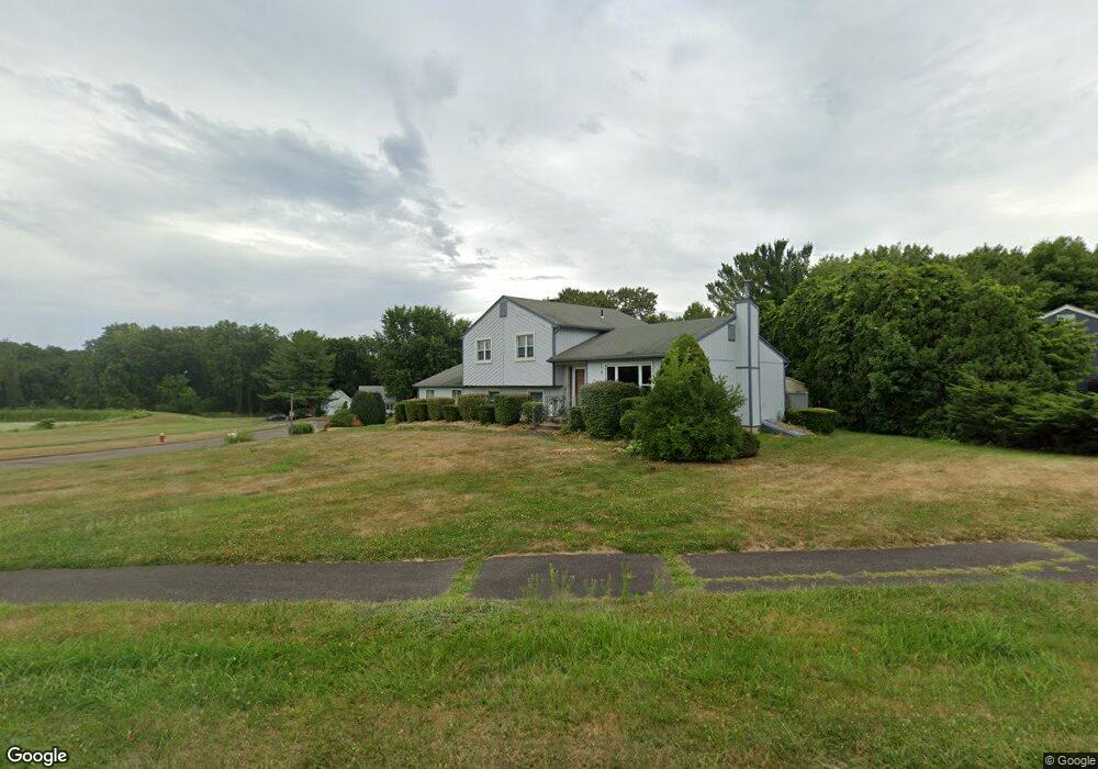 10 Cooper Cir, Windsor, CT 06095 - photo 1