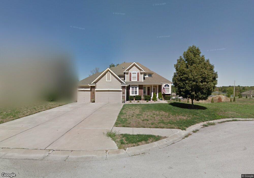 1008 SW Whistle Dr, Lees Summit, MO 64082 - photo 1