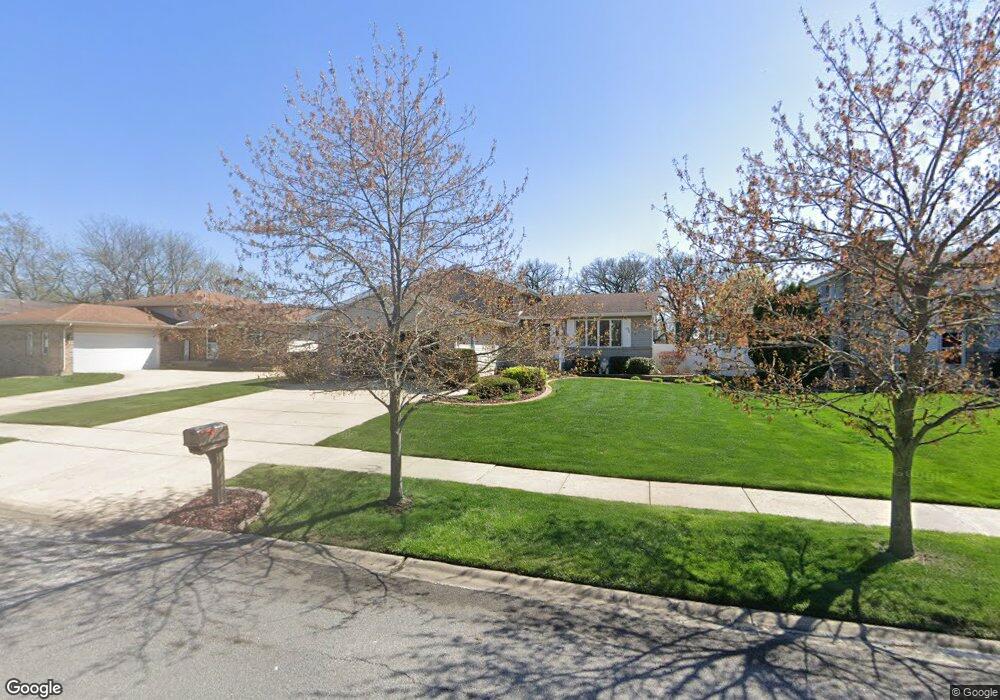 2801 Mockingbird Dr, Crown Point, IN 46307 - photo 1