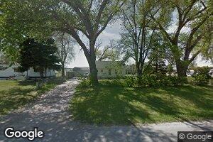 866 W 2nd St, Gordon, NE 69343