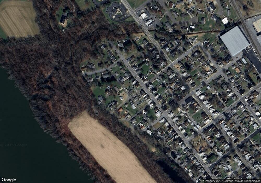 106 W 10th St, Watsontown, PA 17777 - photo 1