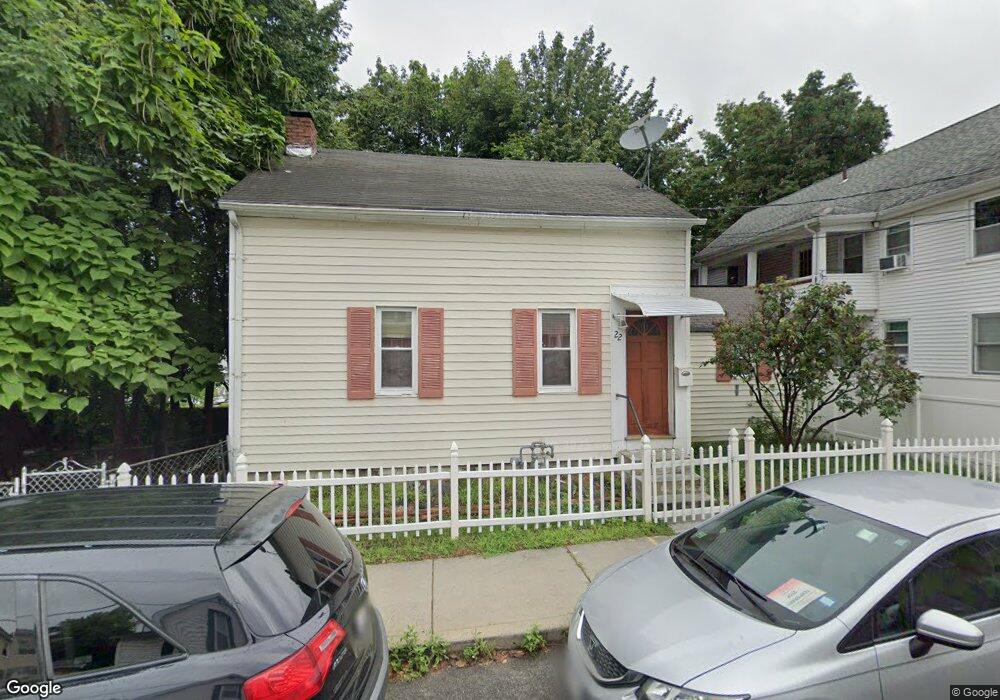 22 Spring St, Chicopee, MA 01013 - photo 1