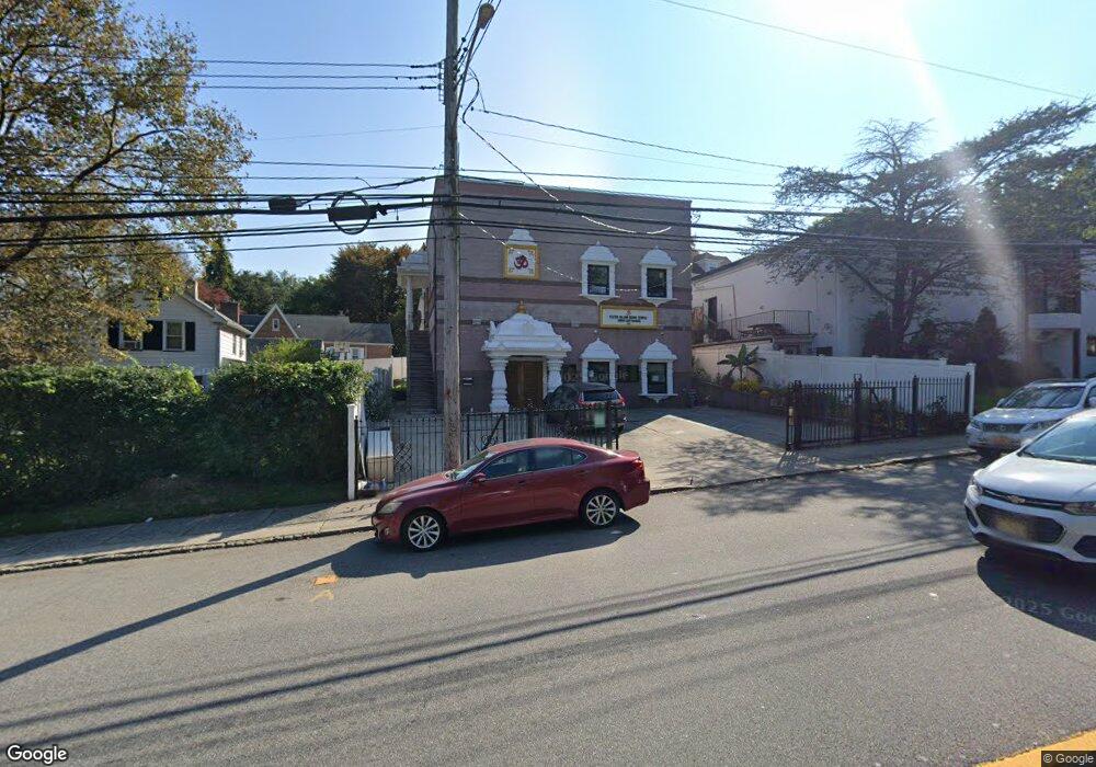 1318 Victory Blvd, Staten Island, NY 10301 - photo 1