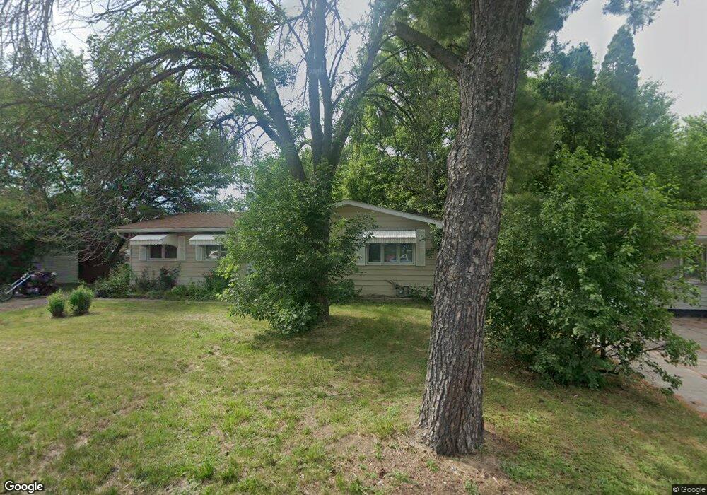 32 Parklane Cir, Bettendorf, IA 52722 - photo 1