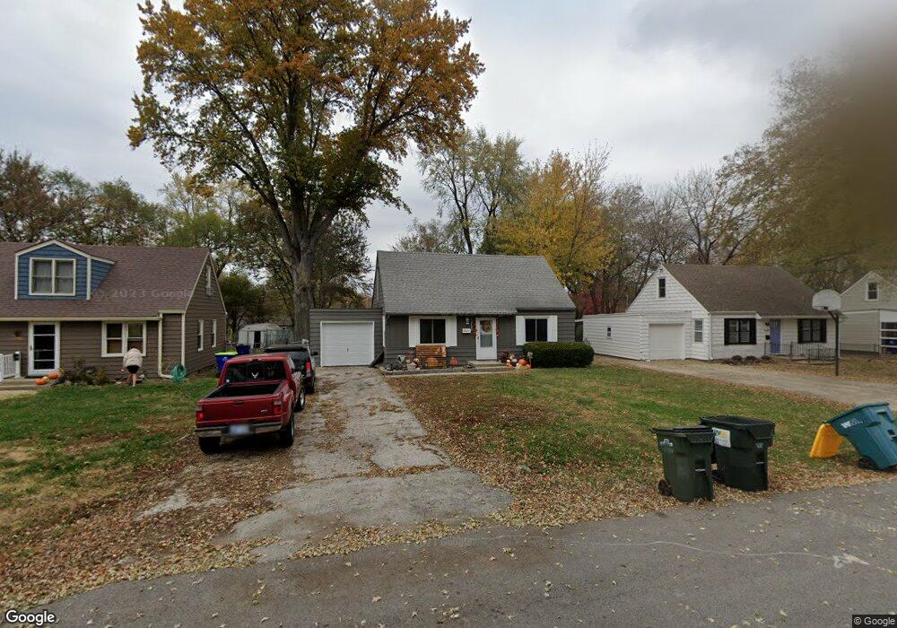 10606 W 56th Terrace, Shawnee, KS 66203 - photo 1