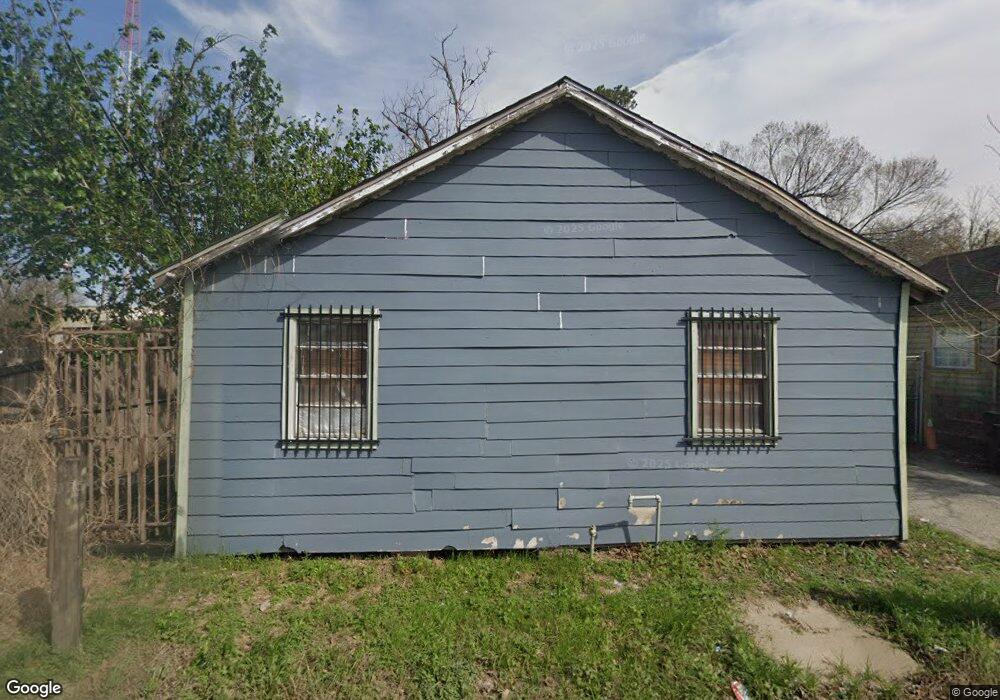 8704 E Hardy Rd, Houston, TX 77093 - photo 1