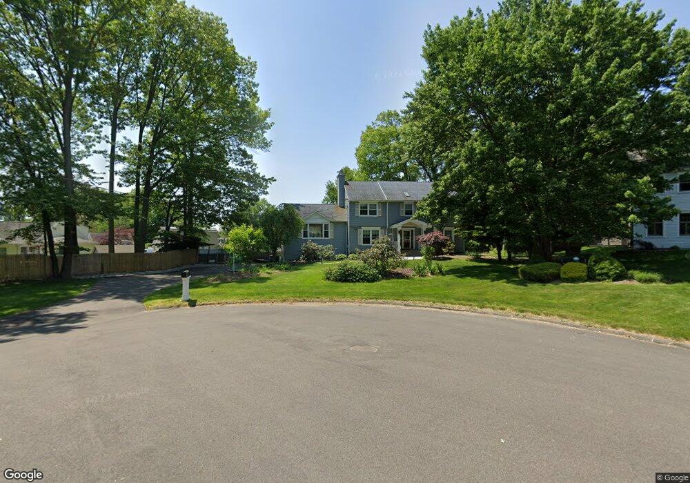 24 Fieldstone Ct, Trumbull, CT 06611 - photo 1