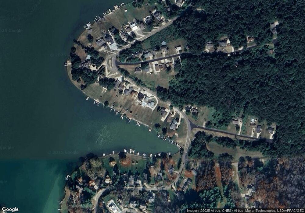 382 E Mohawk Dr, Malvern, OH 44644 - photo 1