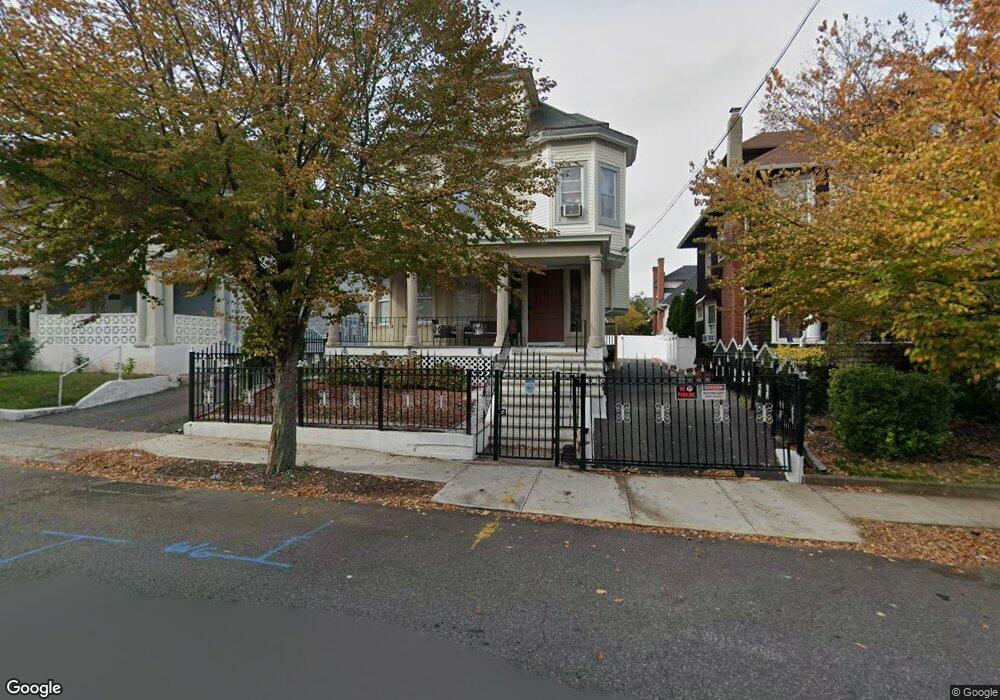 576 E 28th St, Paterson, NJ 07504 - photo 1