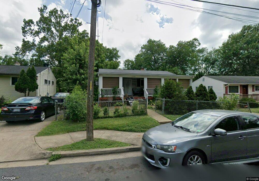 179 Cabbel Dr, Manassas Park, VA 20111 - photo 1