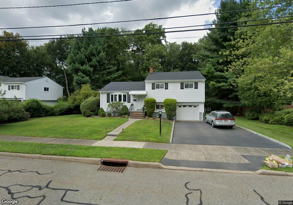 103 Primrose Ln, Closter, NJ 07624 - photo 1