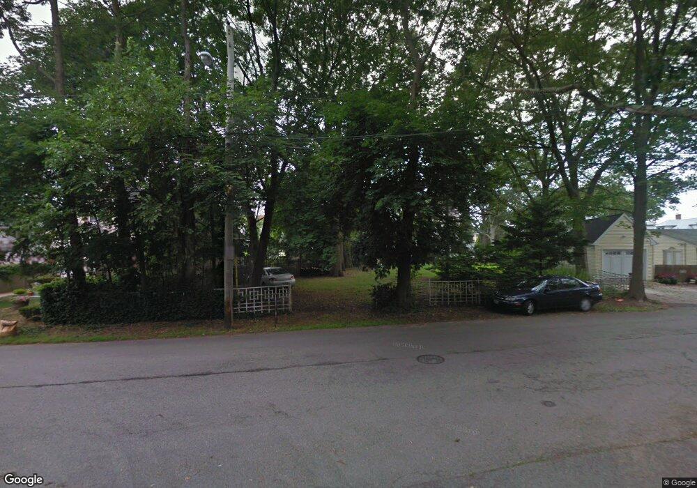 940 Bullocks Point Ave, Riverside, RI 02915 - photo 1