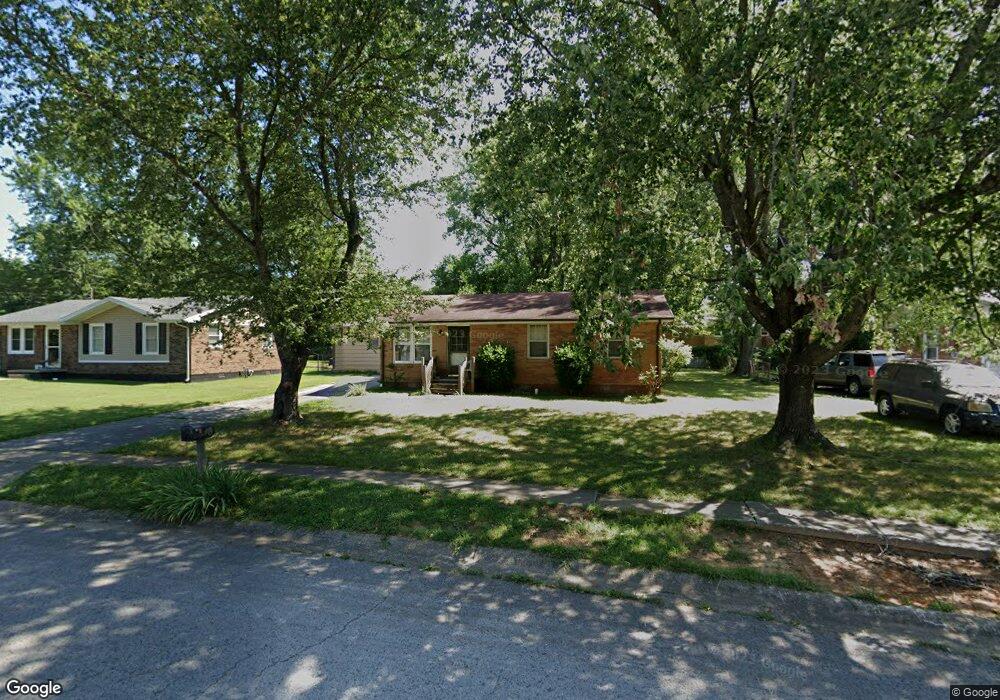 616 Evergreen Park Dr, Hopkinsville, KY 42240 - photo 1