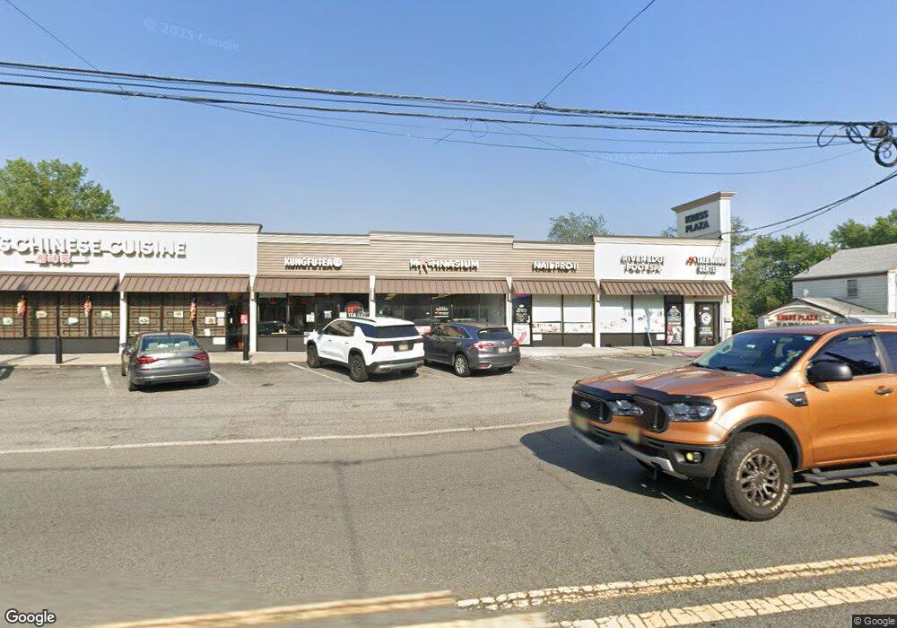 466 Kinderkamack Rd, River Edge, NJ 07661 - photo 1