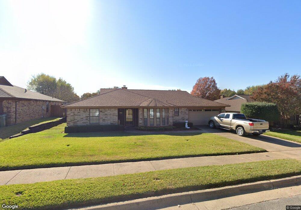 928 Clear View Dr, Bedford, TX 76021 - photo 1