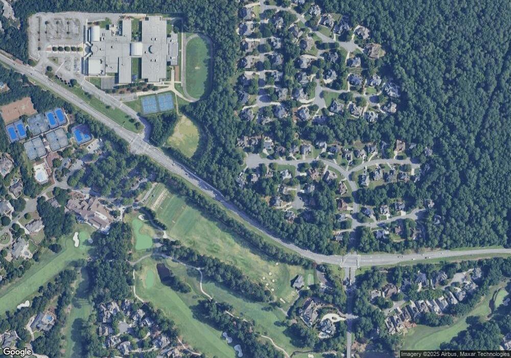 9740 Hunts Pointe Dr, Alpharetta, GA 30022 - photo 1