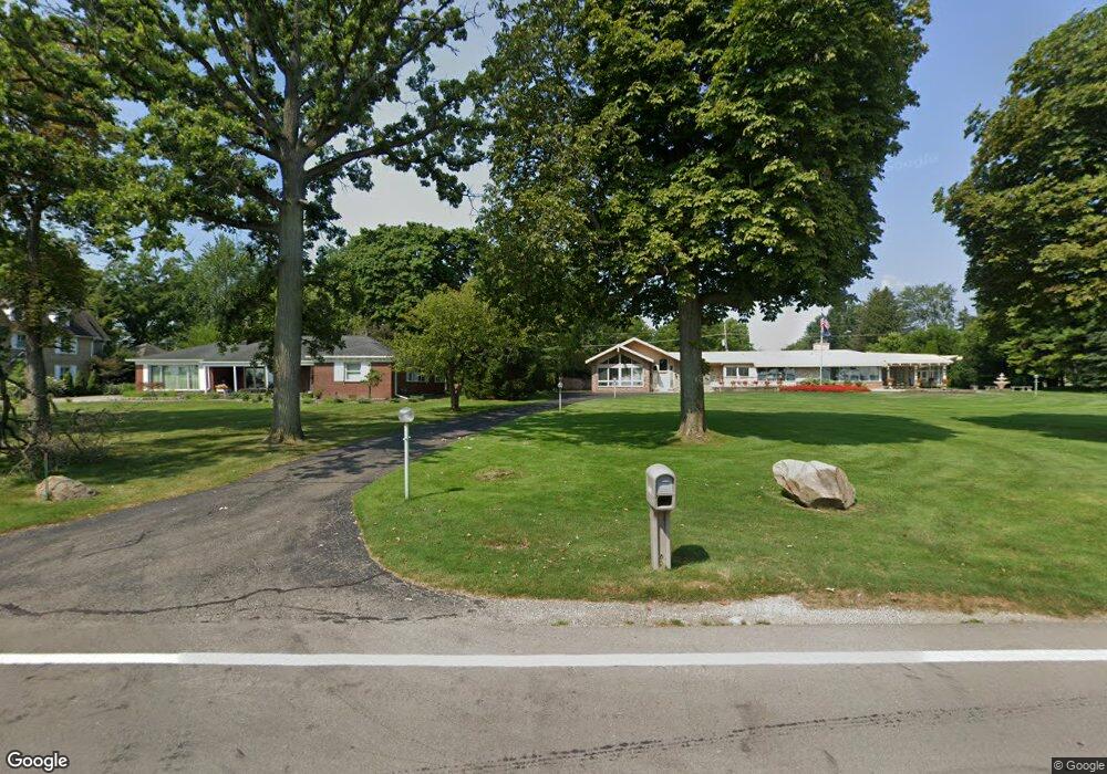 20186 E River Rd, Grosse Ile, MI 48138 - photo 1