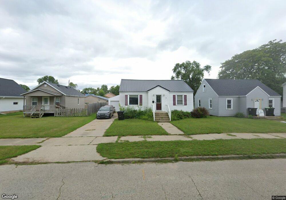 2313 16th Ave, Menominee, MI 49858 - photo 1