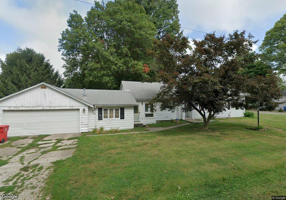 501 S East St, Virginia, IL 62691 - photo 1