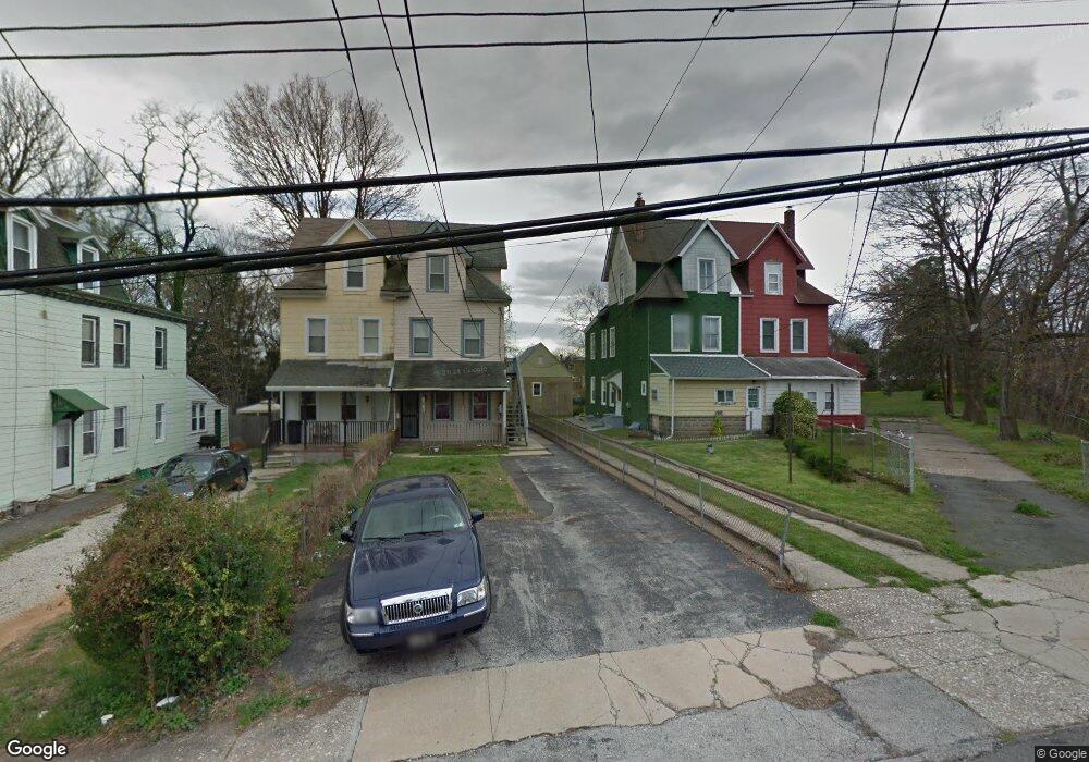 1018 Pine St, Darby, PA 19023 - photo 1