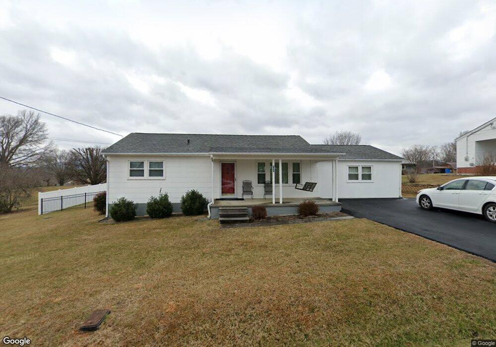 137 Kathy St, Johnson City, TN 37601 - photo 1