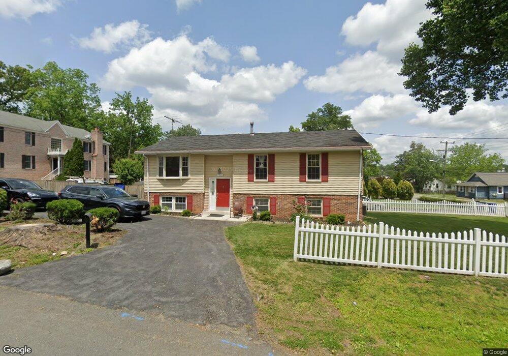 7202 Hickory St, Falls Church, VA 22043 - photo 1