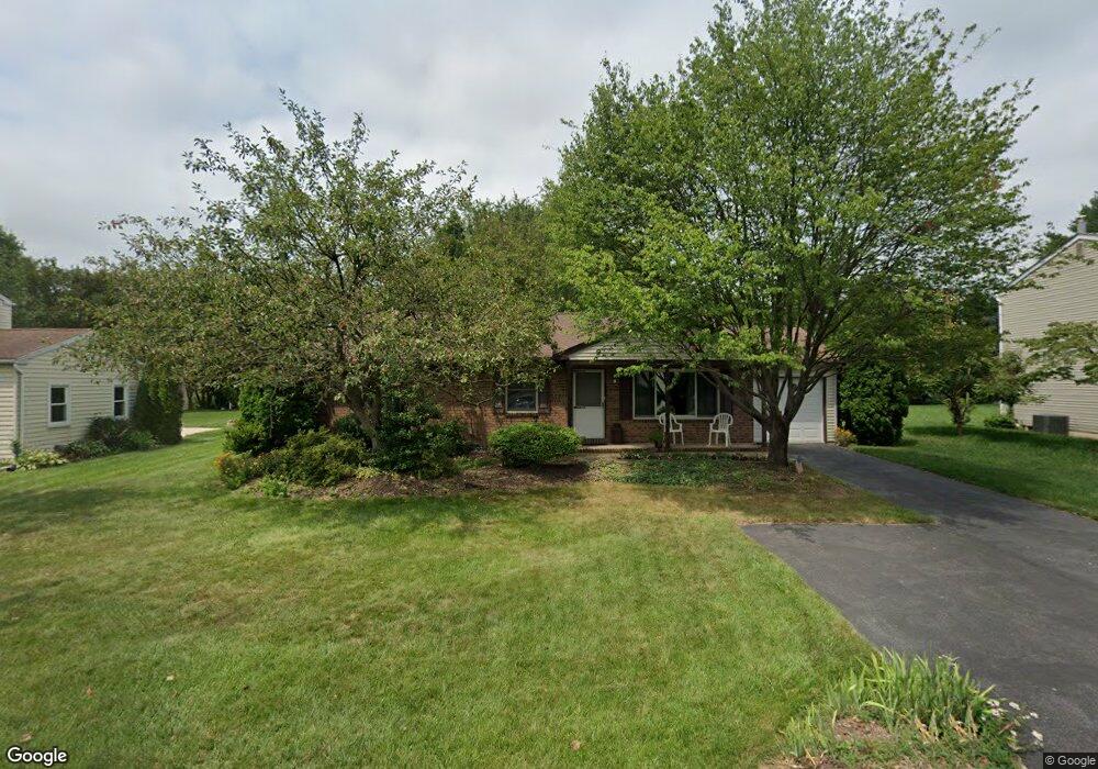 428 Sweetbriar Dr, Harrisburg, PA 17111 - photo 1