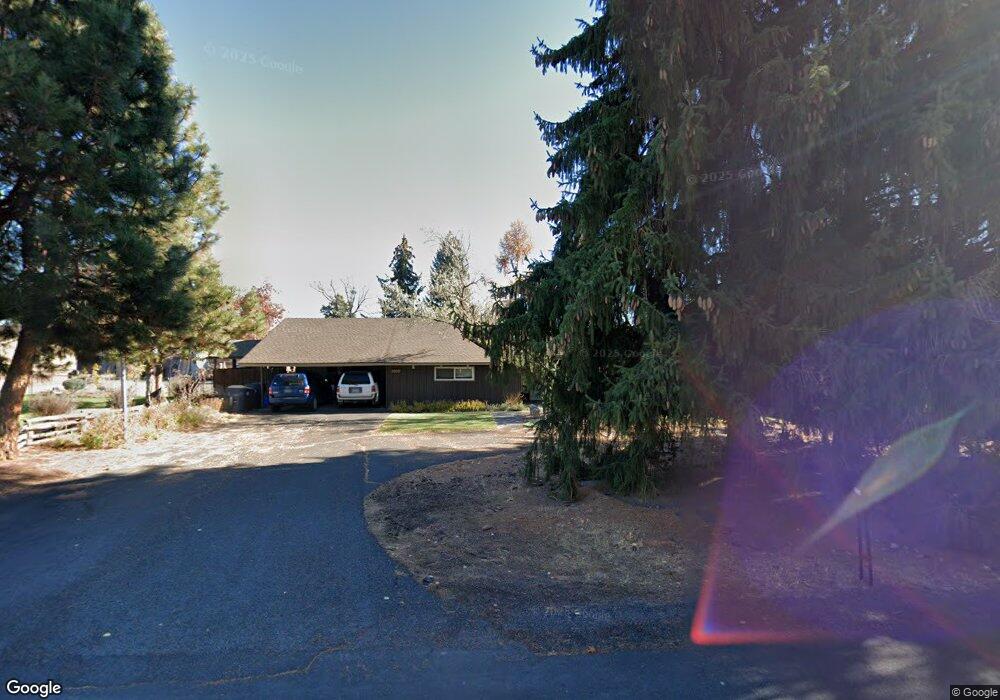 2020 SW 25th St, Redmond, OR 97756 - photo 1