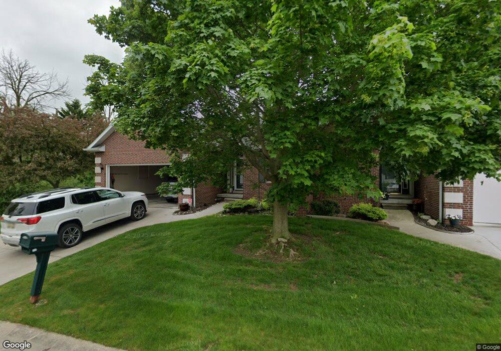 4104 Squire Hill Dr unit 19, Flushing, MI 48433 - photo 1