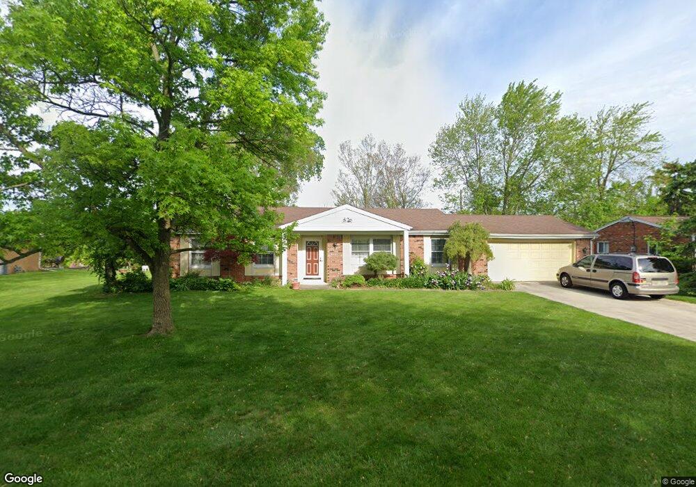 2342 N Manor Dr, Genoa, OH 43430 - photo 1