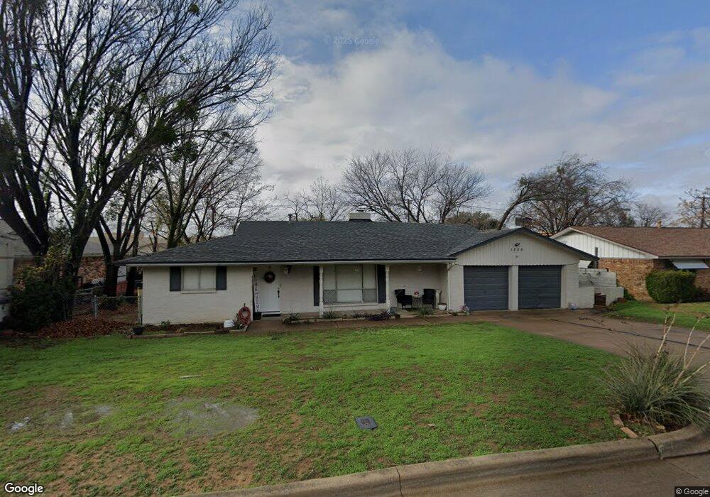 1225 Desiree Ln, Hurst, TX 76053 - photo 1