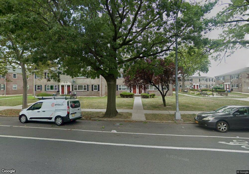 6715 150th St unit 361A, Flushing, NY 11367 - photo 1