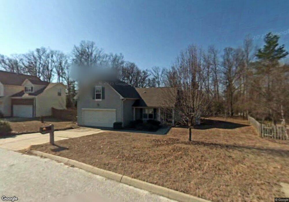 402 Hyde Park Ln, Mauldin, SC 29662 - photo 1