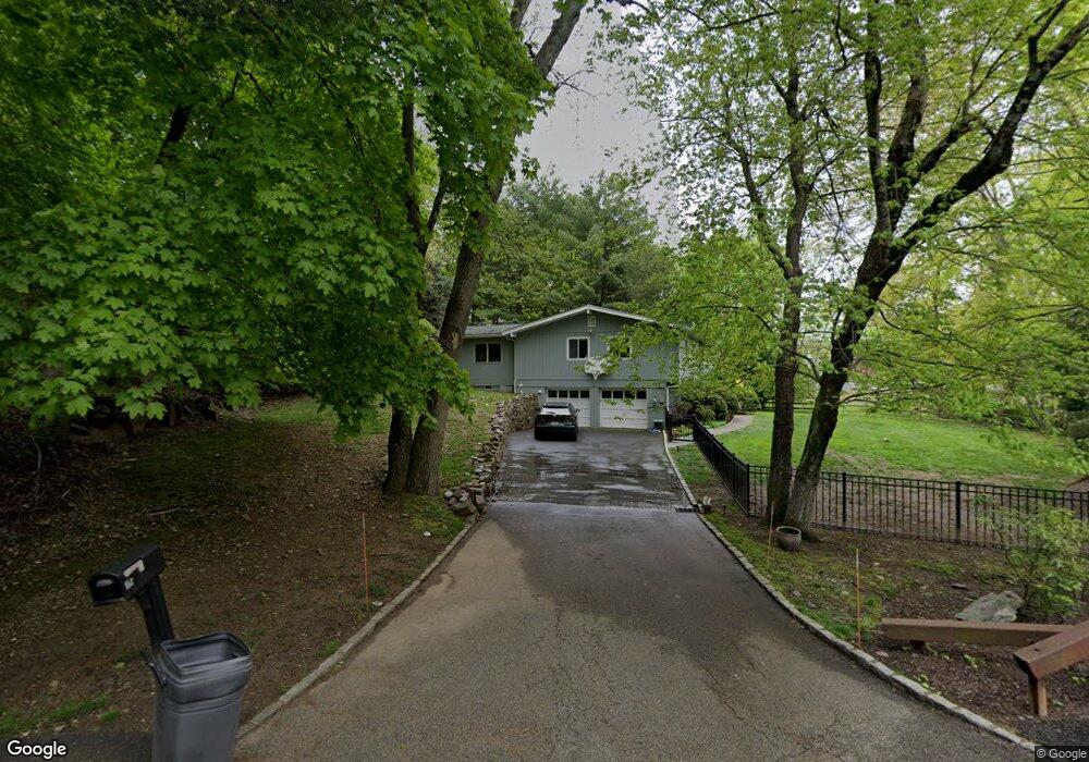 11 Todd Ln, Briarcliff Manor, NY 10510 - photo 1