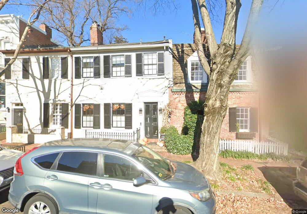 2911 Dumbarton St NW, Washington, DC 20007 - photo 1